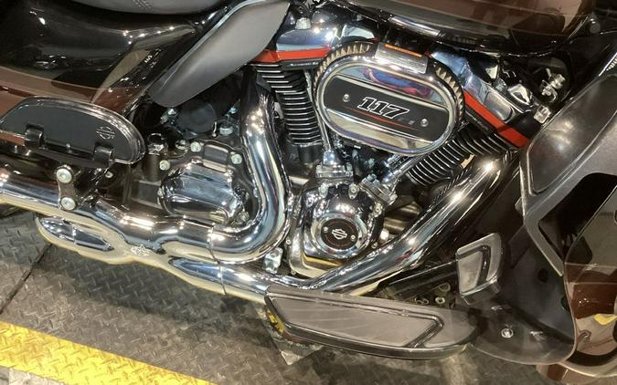 2018 Harley-Davidson® FLHTKSE - CVO™ Limited