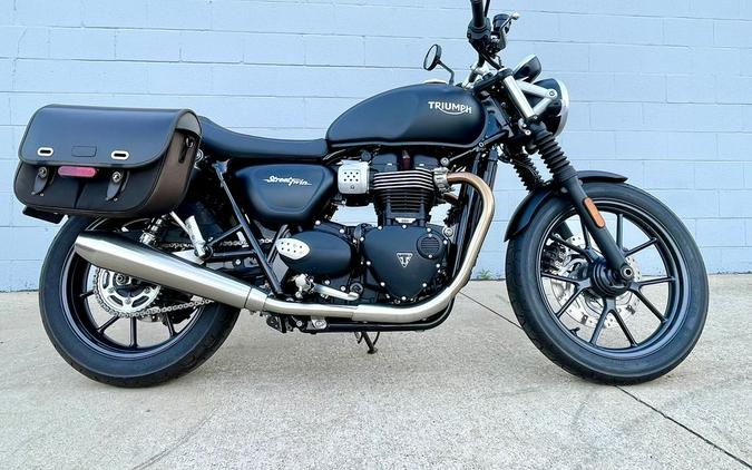 2018 Triumph Street Twin Jet Black