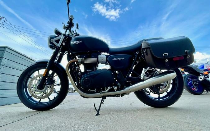 2018 Triumph Street Twin Jet Black