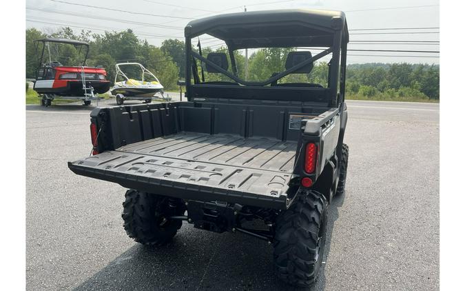 2024 Can-Am Defender XT HD10