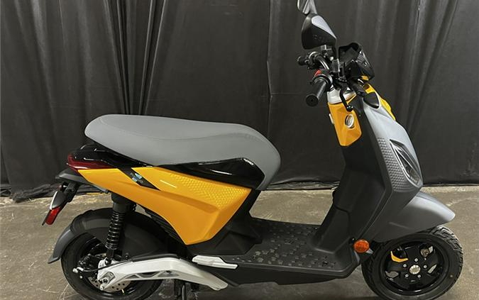 2022 Piaggio Piaggio Active 45 MPH