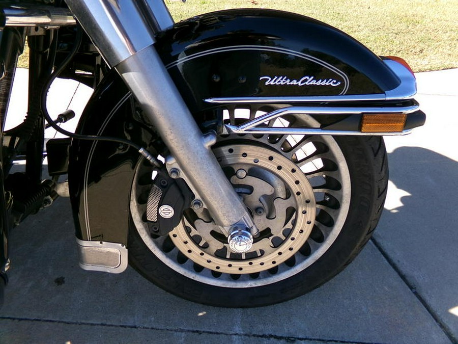 2011 Harley-Davidson® FLHTCU - Ultra Classic® Electra Glide®