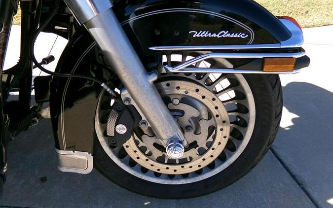 2011 Harley-Davidson® FLHTCU - Ultra Classic® Electra Glide®