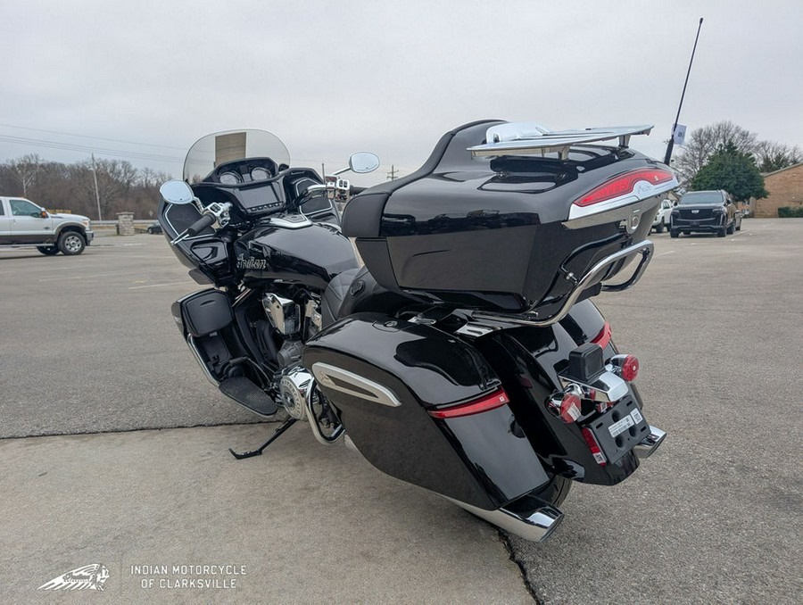 2026 Indian Motorcycle® Pursuit® Limited 112 Black Metallic