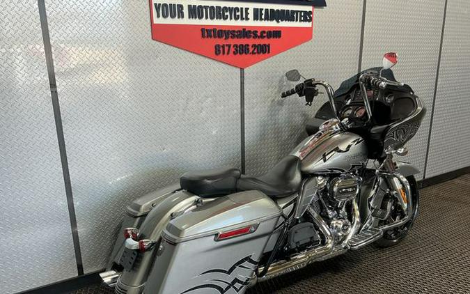 2017 Harley-Davidson Road Glide Base