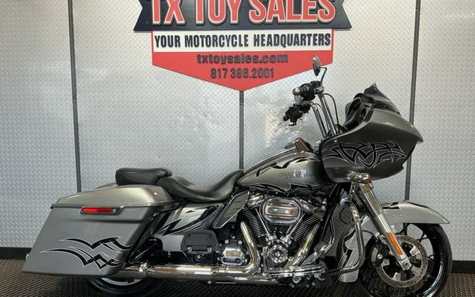 2017 Harley-Davidson Road Glide Base