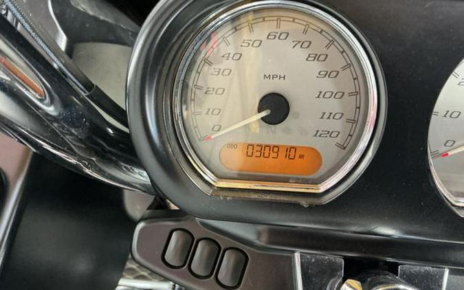 2017 Harley-Davidson Road Glide Base