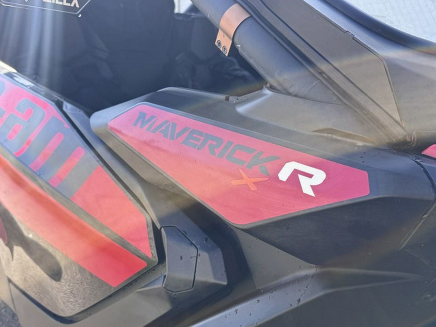 2024 Can-Am Maverick R X Legion Red