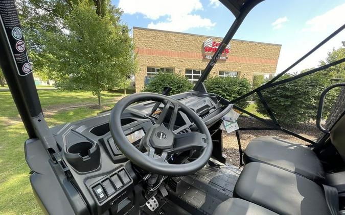 2023 Can-Am® Defender MAX DPS HD9 Timeless Black