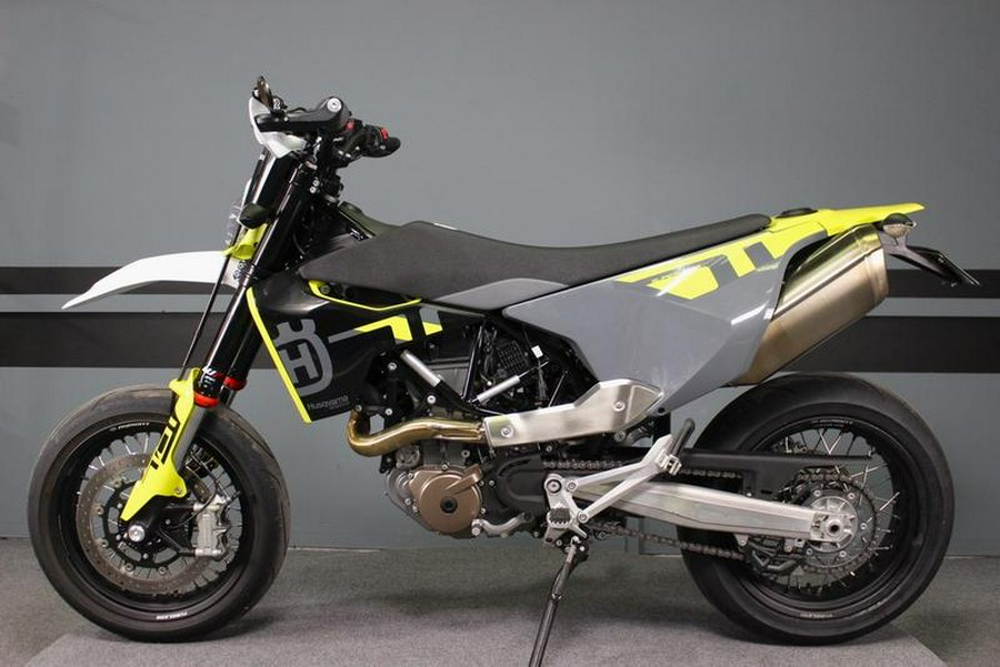 2023 Husqvarna® 701 Supermoto