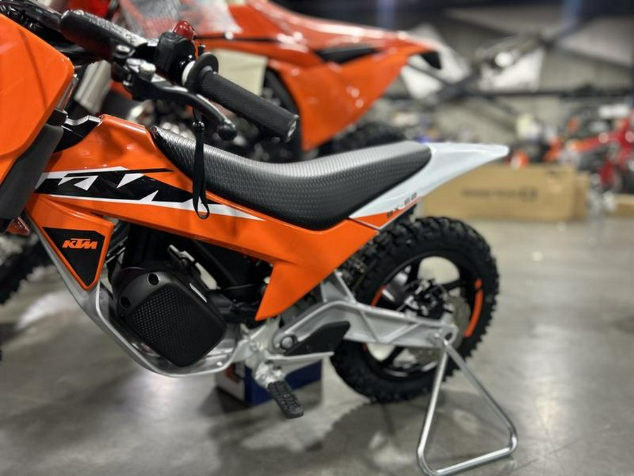 2025 KTM SX-E 2