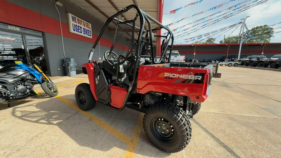 2025 Honda PIONEER 520