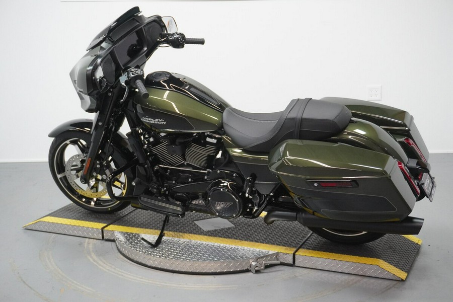 2026 Harley-Davidson® Street Glide® Olive Steel Metallic / Vivid Black Black Trim