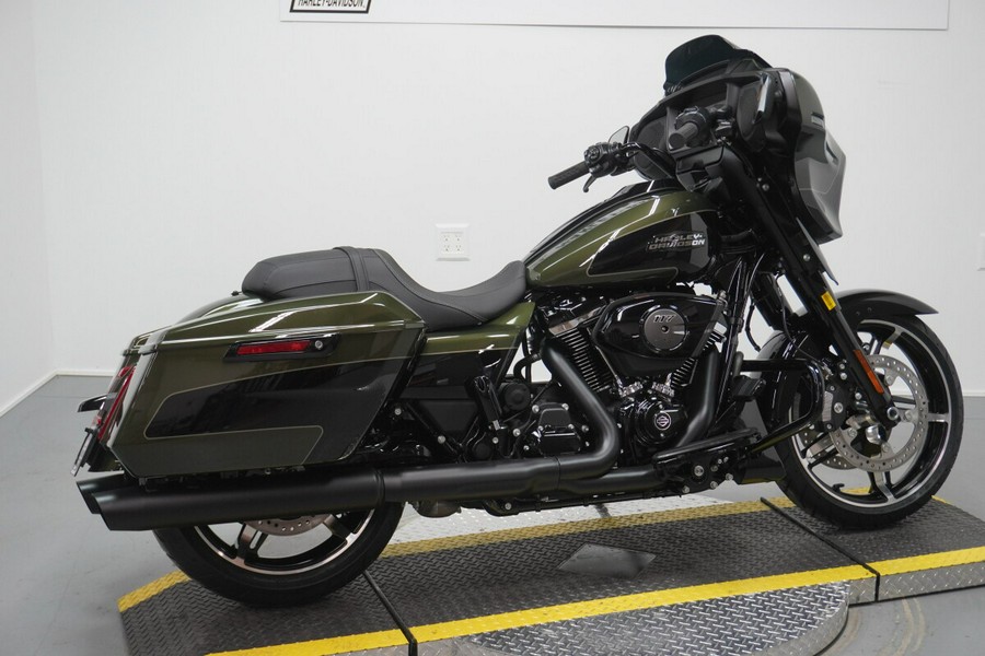 2026 Harley-Davidson® Street Glide® Olive Steel Metallic / Vivid Black Black Trim
