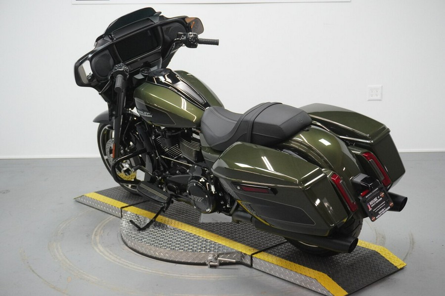 2026 Harley-Davidson® Street Glide® Olive Steel Metallic / Vivid Black Black Trim