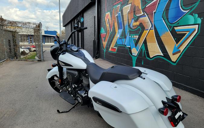 2026 Indian Springfield® Dark Horse®