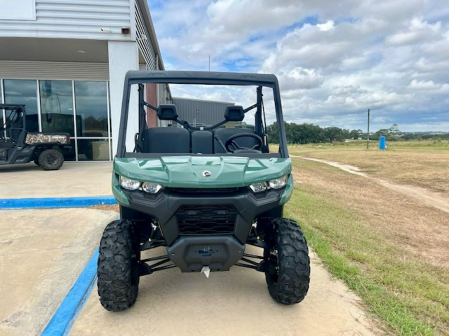 2026 Can-Am Defender DPS HD7