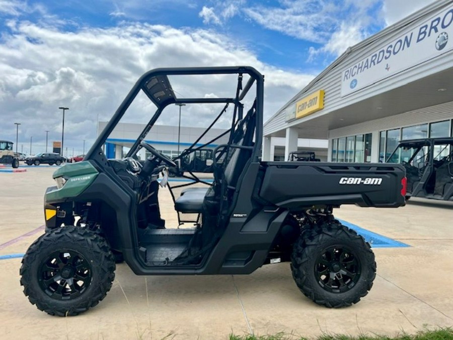 2026 Can-Am Defender DPS HD7