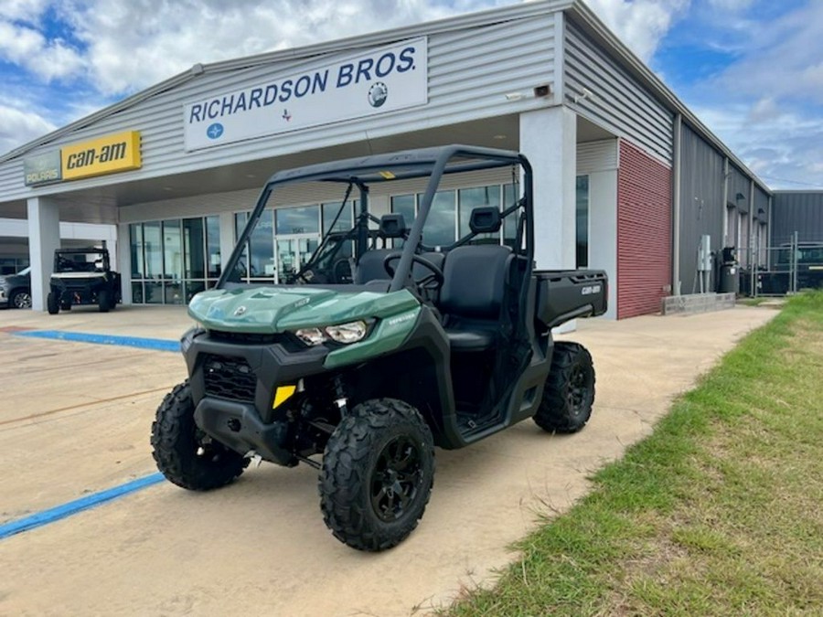 2026 Can-Am Defender DPS HD7