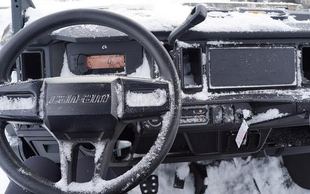 2026 Can-Am® Defender XT HD11 Dark Wildland Camo