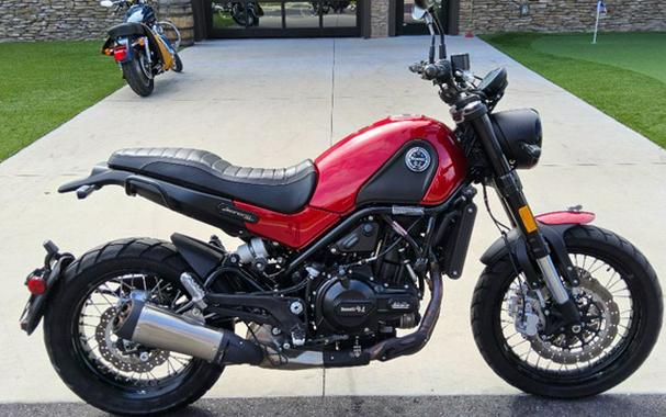 2022 Benelli Leoncino Trail