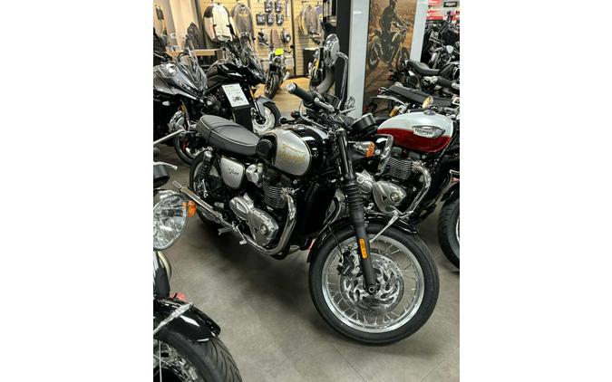 2025 Triumph Bonneville T120 (ICON)
