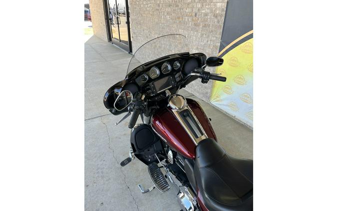 2015 Harley-Davidson® FLHTK Ultra Limited