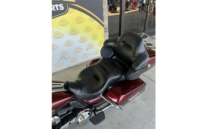 2015 Harley-Davidson® FLHTK Ultra Limited