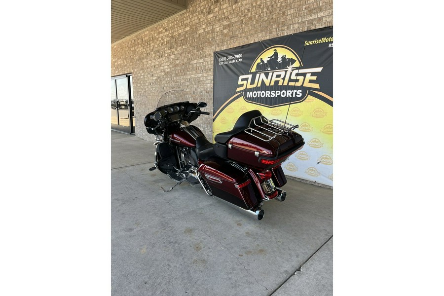 2015 Harley-Davidson® FLHTK Ultra Limited