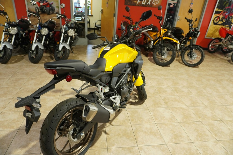 2026 CB300RAT - Honda