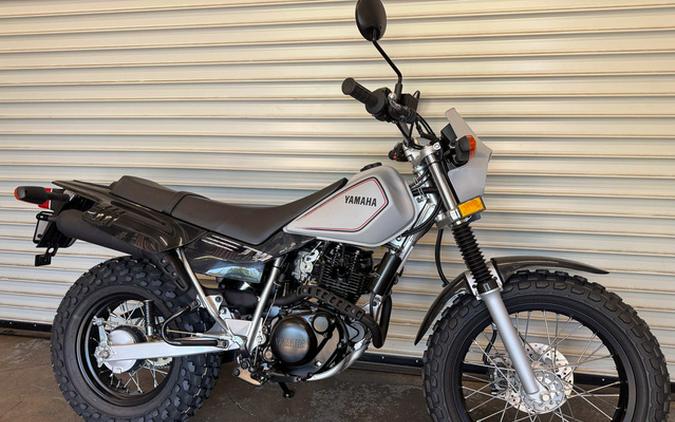 2027 Yamaha TW 200
