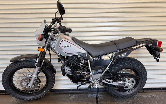 2027 Yamaha TW 200