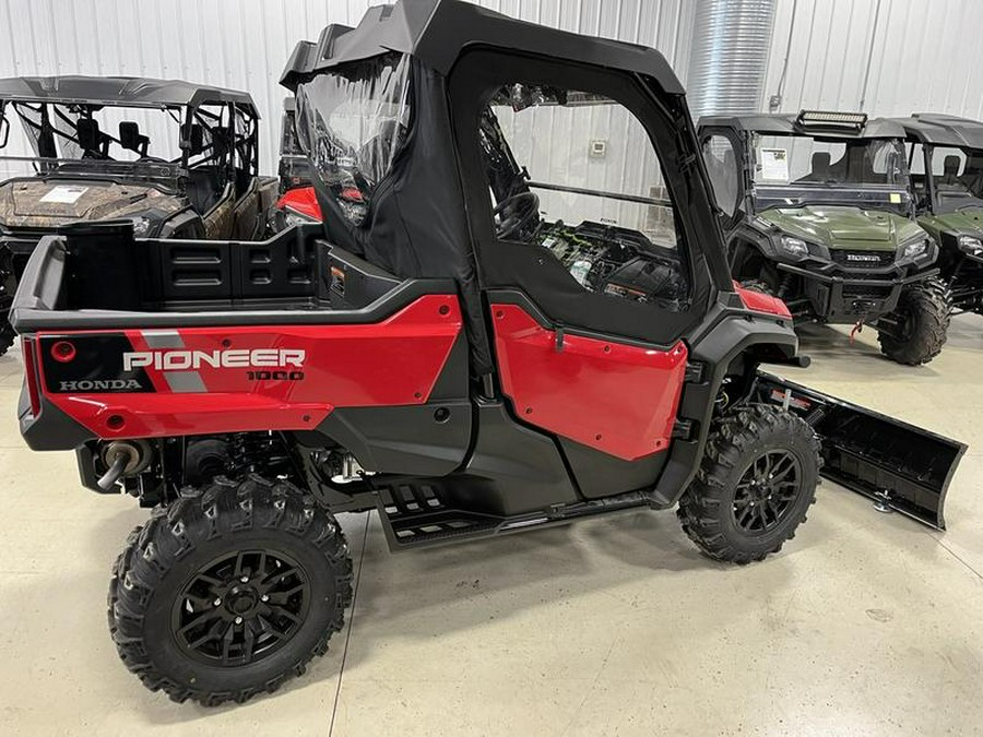 2024 Honda® Pioneer 1000 Deluxe