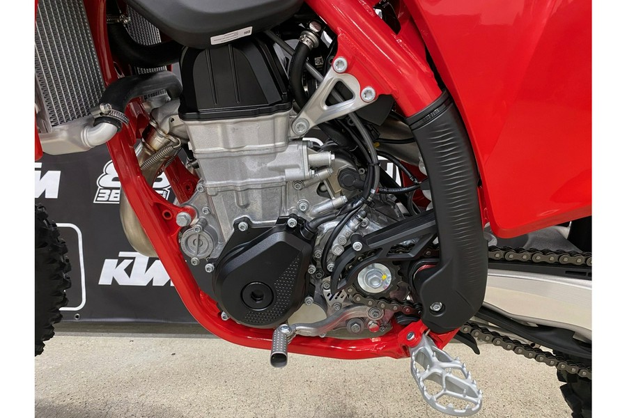 2025 GASGAS MC 450 F