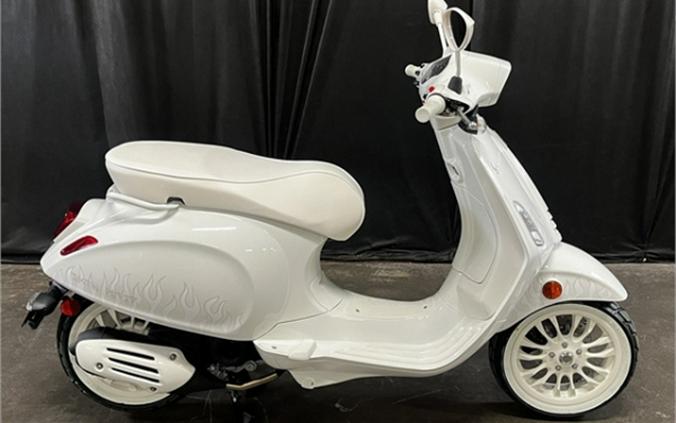 2022 Vespa Sprint 50 Justin Bieber X