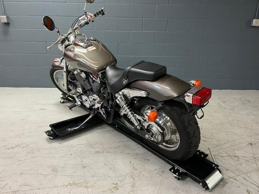 2006 Honda VT750DC