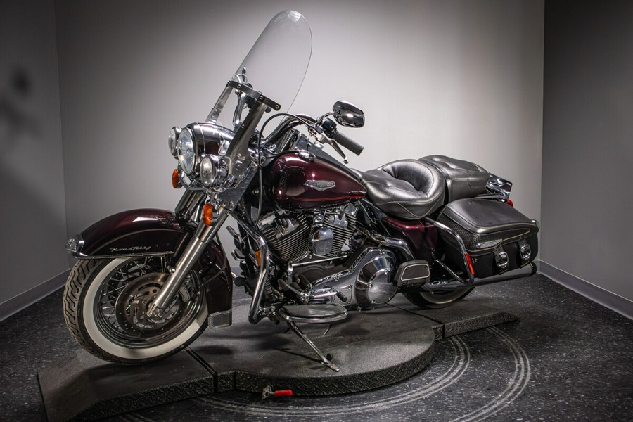 2005 Road King® Classic (FLHRCI)
