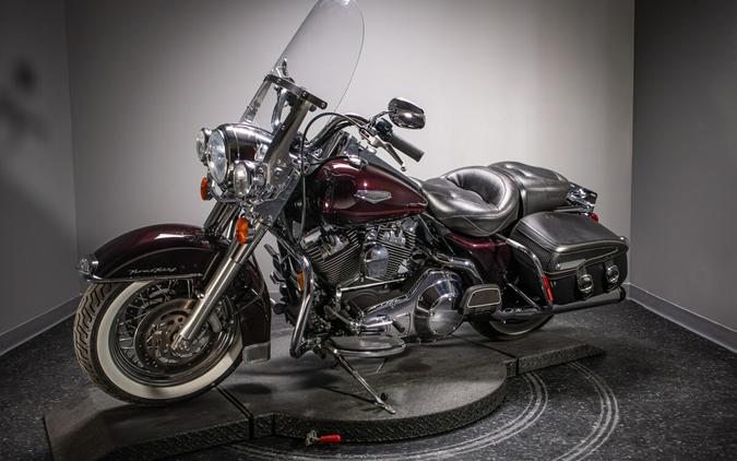 2005 Road King® Classic (FLHRCI)