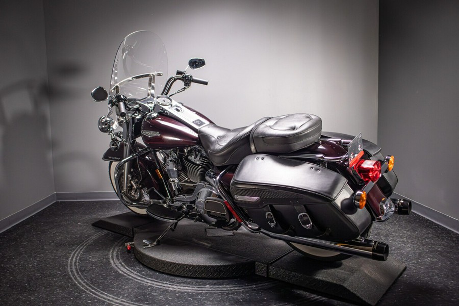 2005 Road King® Classic (FLHRCI)