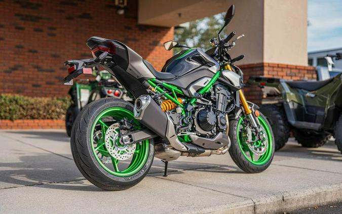 2025 Kawasaki Z900 SE ABS
