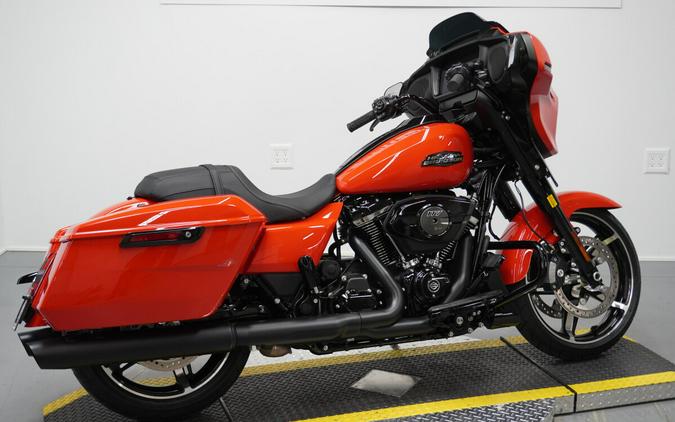 2026 Harley-Davidson® Street Glide® Blood Orange Black Trim