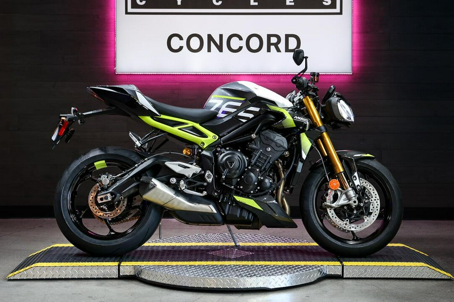 2026 Triumph Street Triple 765 Moto2