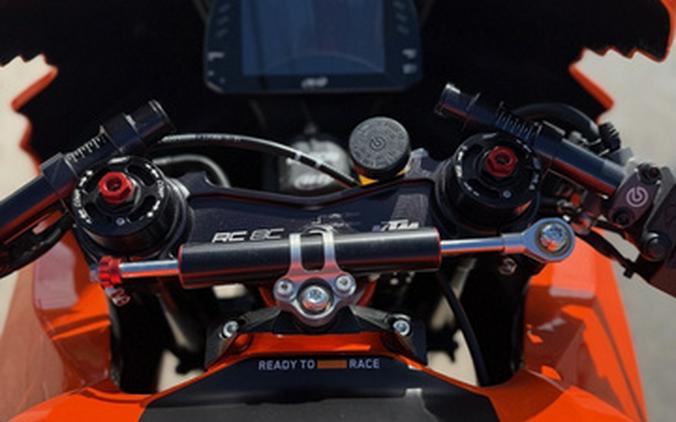 2022 KTM RC 8C