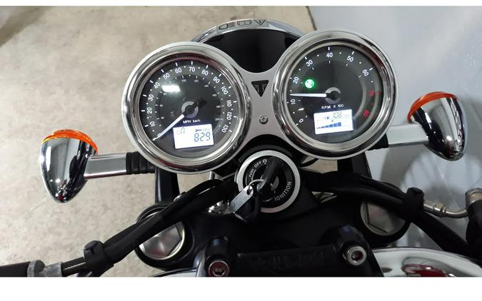 2018 Bonneville T100 Black - Triumph