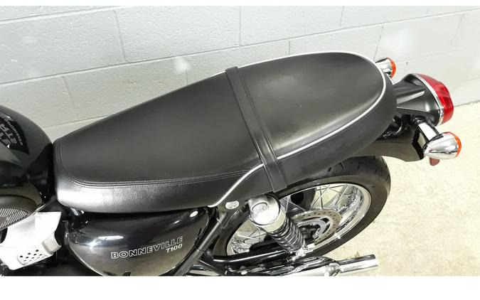 2018 Bonneville T100 Black - Triumph