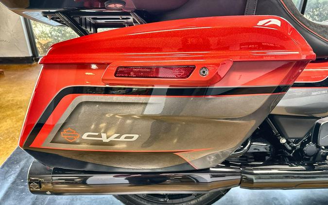 2026 Harley-Davidson® CVO Street Glide Limited Citrus Heat CVO Tri-Tone
