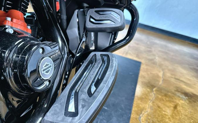 2026 Harley-Davidson® CVO Street Glide Limited Citrus Heat CVO Tri-Tone