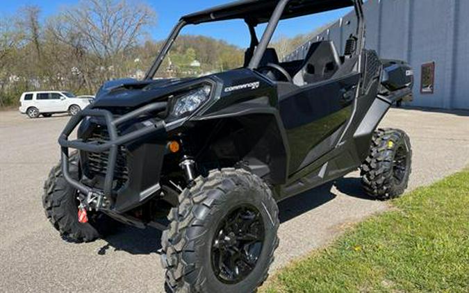 2023 Can-Am Commander XT 700