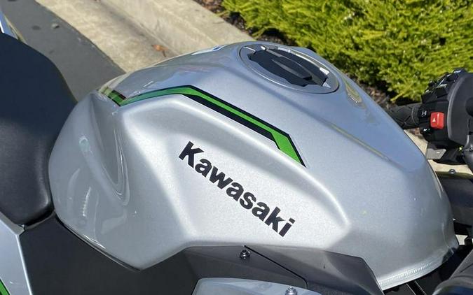 2024 Kawasaki Ninja® 7 Hybrid ABS