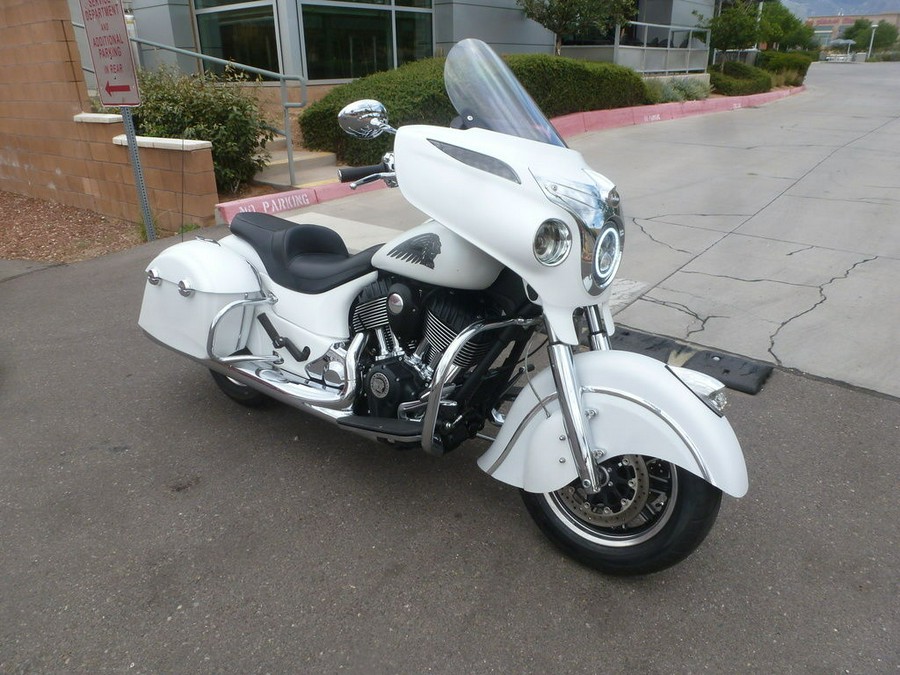 2017 Indian Motorcycle® Chieftain® White Smoke